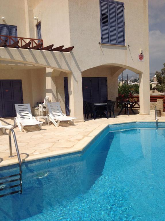 Villa Samantha Paphos Exterior photo